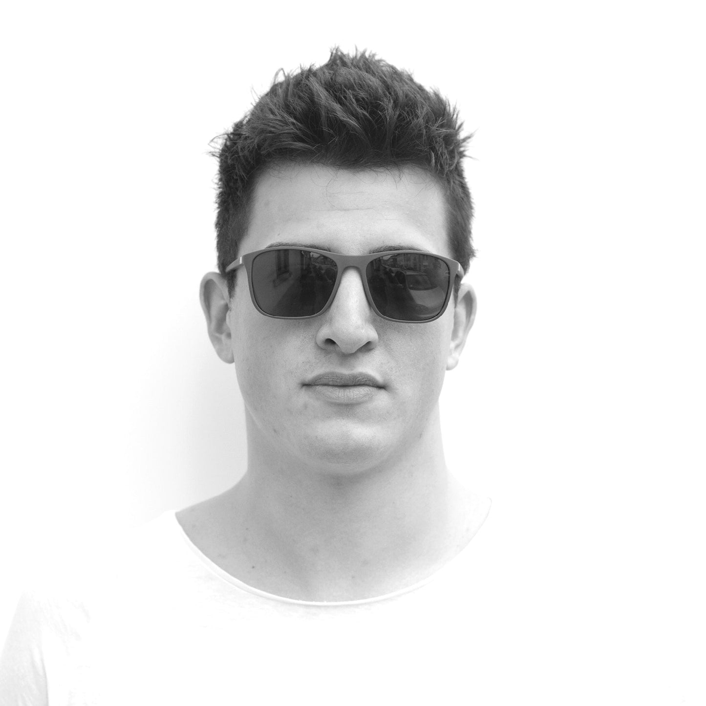 Occhiali da Sole uomo dp69 rettangolari in grilamid PG004-67 dp69 Eyewear