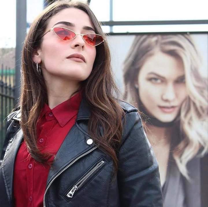 Gafas de sol mujer dp69 triangulares en metal DPS117-07